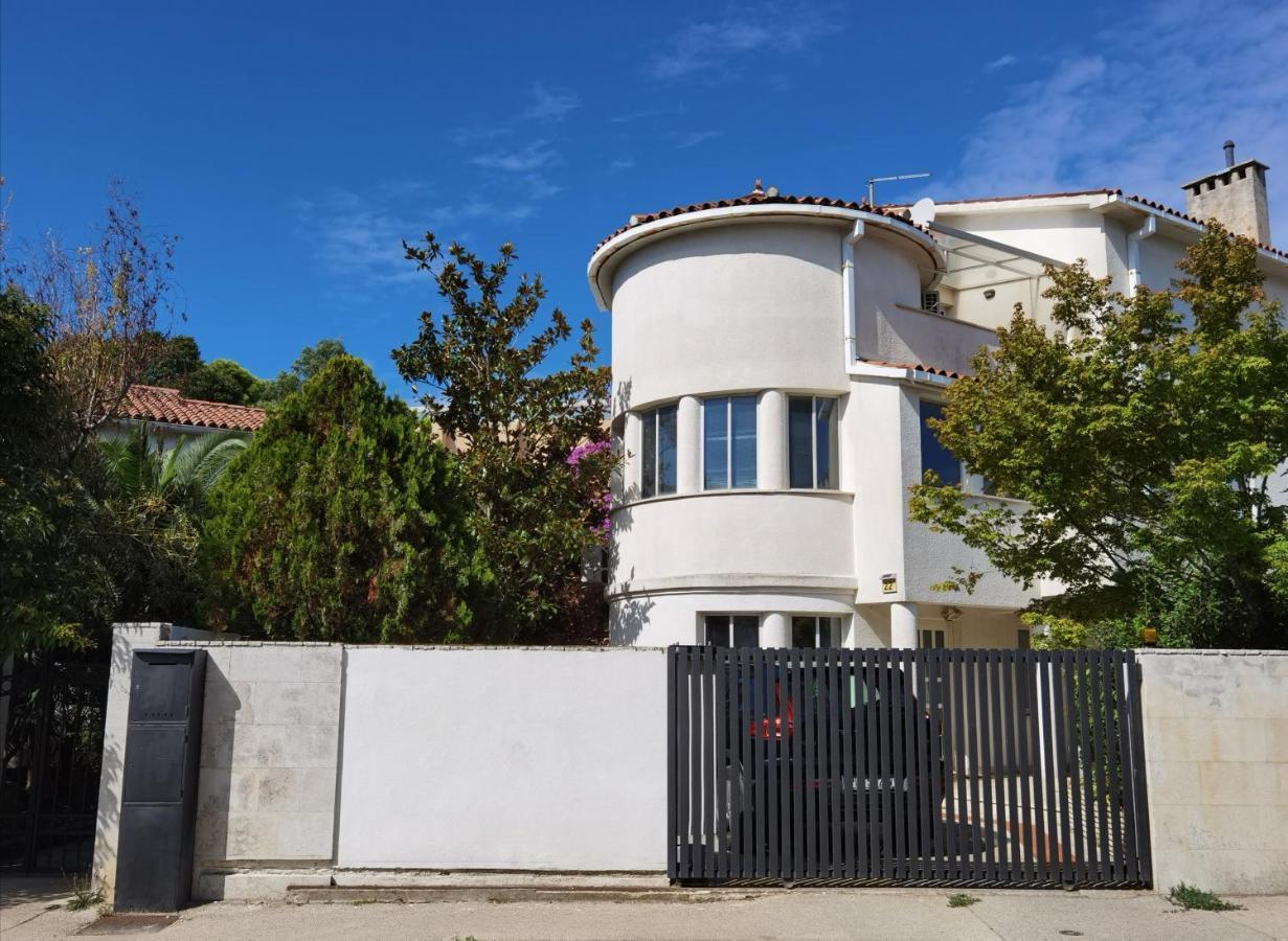 Pine And Lime Apartments Пула Екстериор снимка