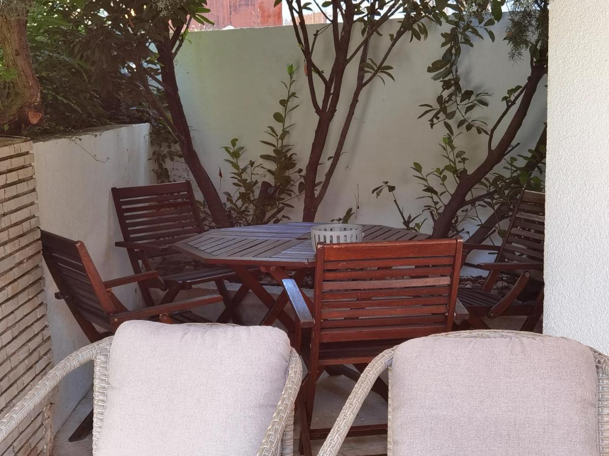 Pine And Lime Apartments Пула Екстериор снимка