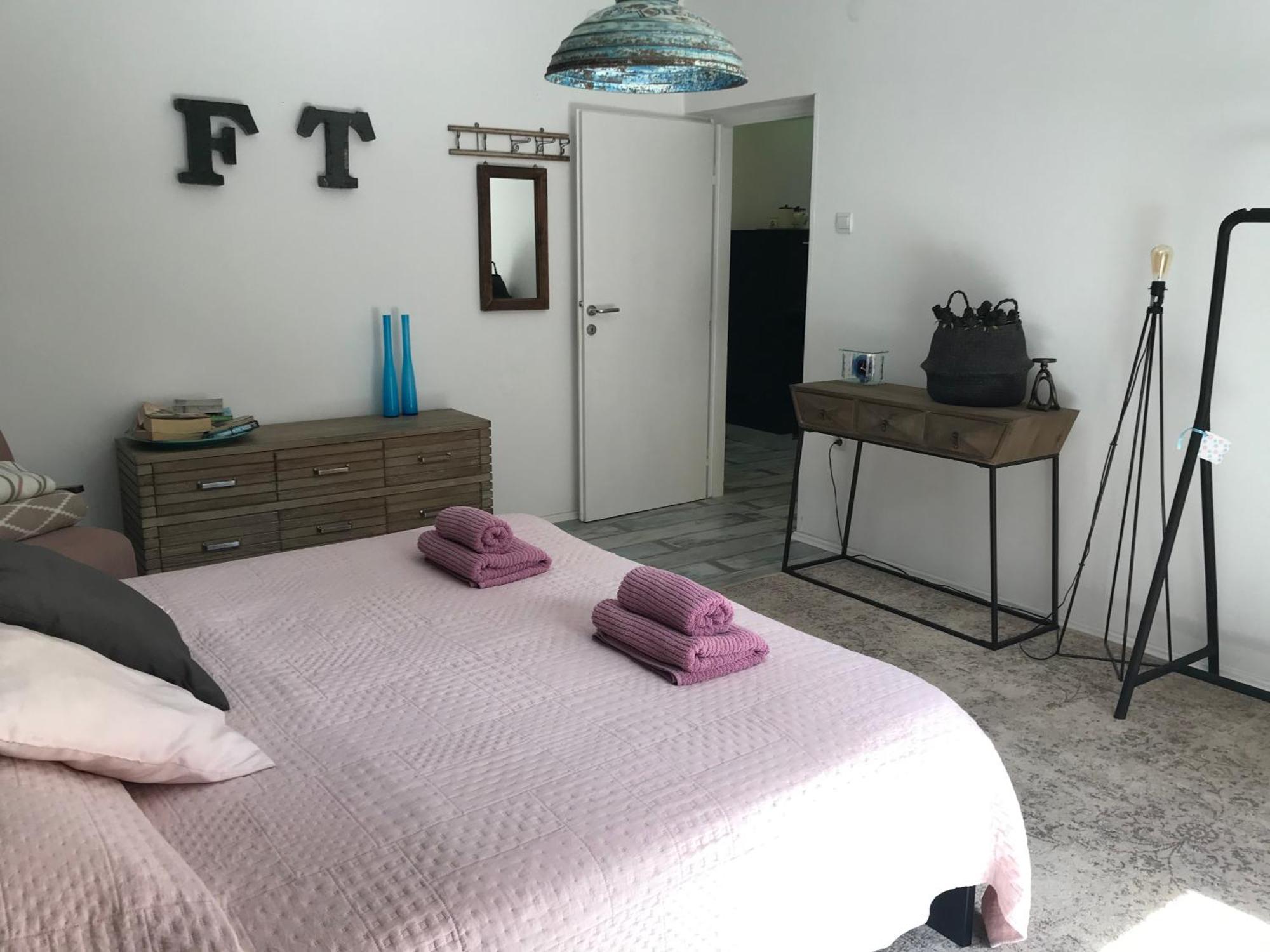 Pine And Lime Apartments Пула Екстериор снимка
